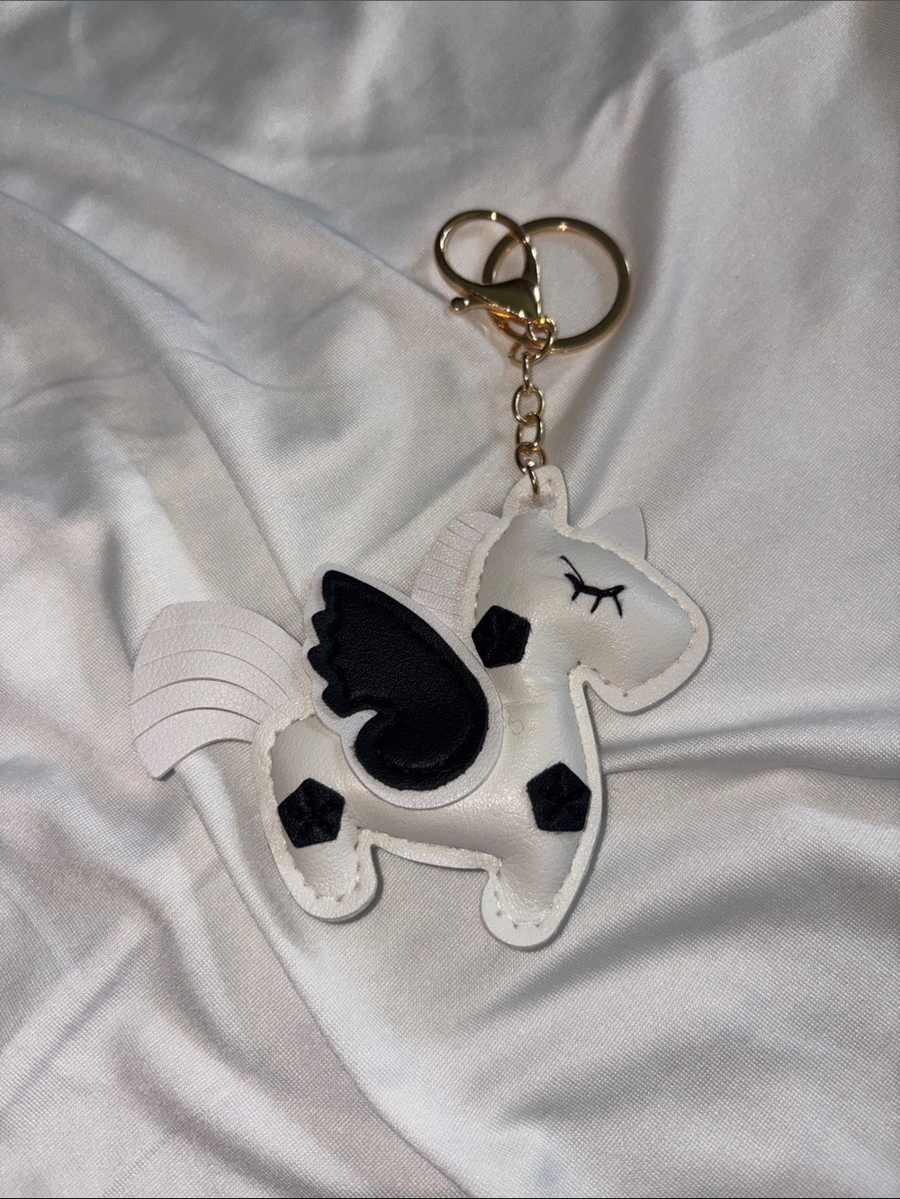 Unicorn Keychain in White & Black